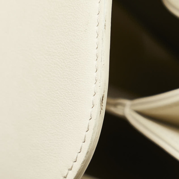 CELINE White Leather Shoulder Bag - Picture 5 of 12